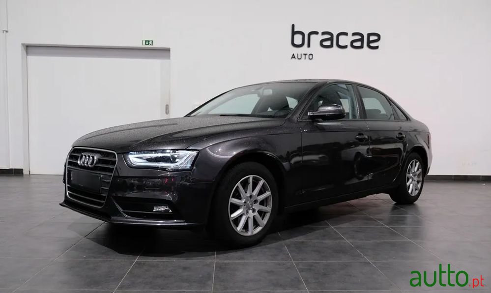 2012' Audi A4 1.8 Tfsi Advance photo #1