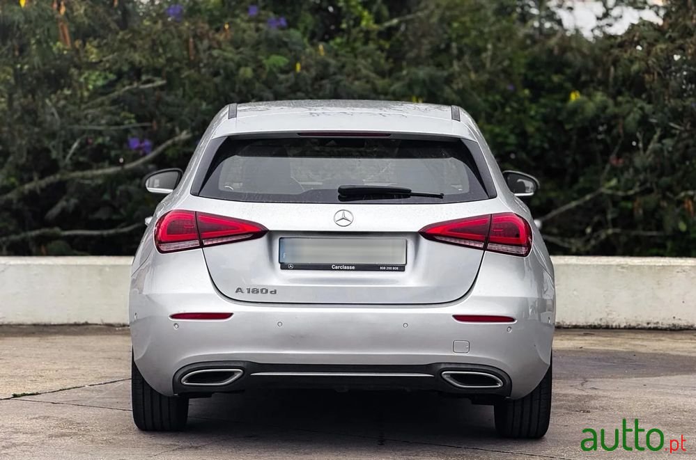 2020' Mercedes-Benz Classe A photo #6