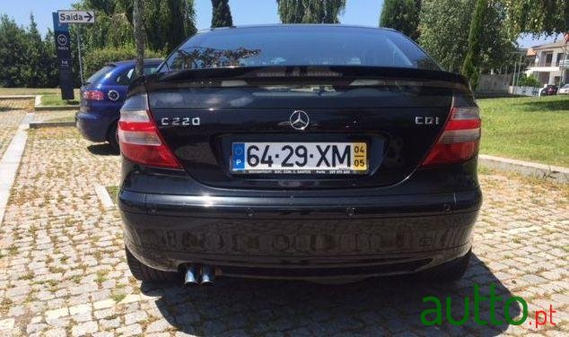 2004' Mercedes-Benz C-220 Sportcoupé photo #1