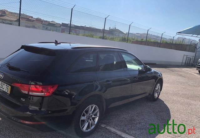 2016' Audi A4 Avant photo #1