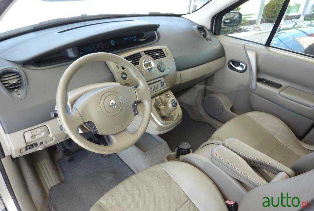 2004' Renault Scenic 1.5 dCi C. Privilége photo #3