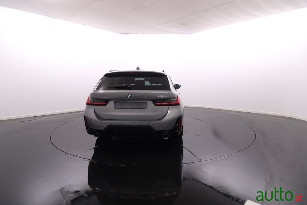 2023' BMW Série 3 photo #6