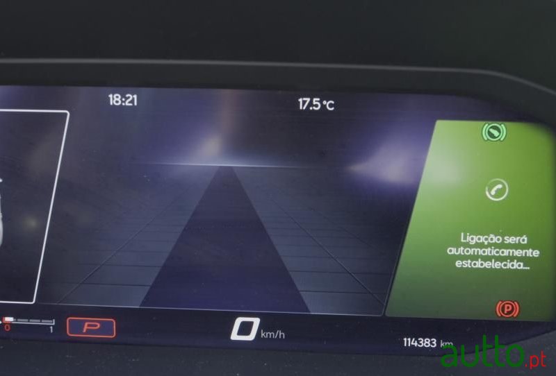 2021' SEAT Leon photo #4