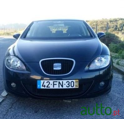 2008' SEAT Leon photo #2