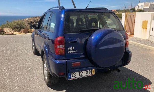 2004' Toyota RAV4 photo #3