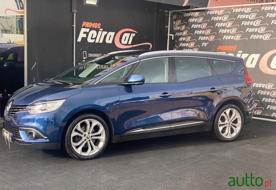 2019' Renault Grand Scenic photo #3