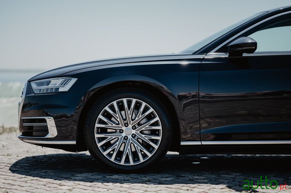 2020' Audi A8 photo #4