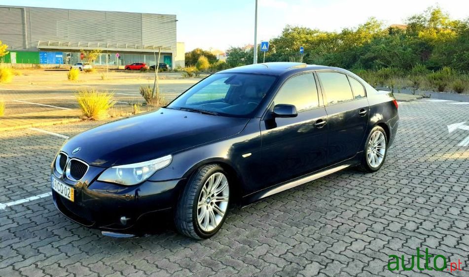 2006' BMW 520 photo #1