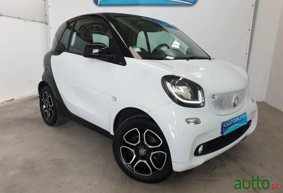 2015' Smart Fortwo photo #4