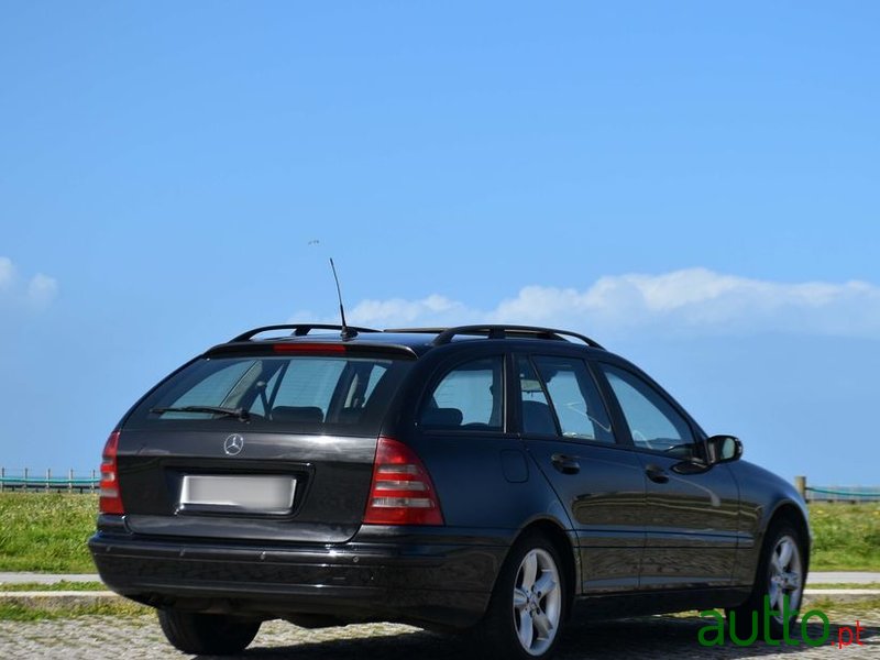 2002' Mercedes-Benz C 220 photo #6