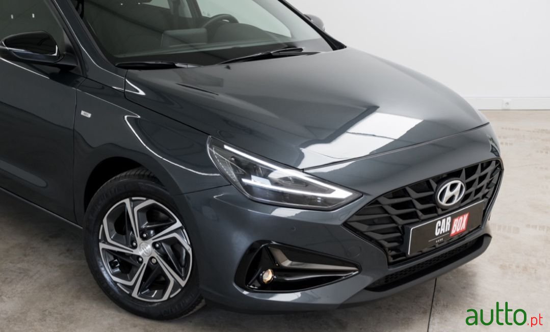 2020' Hyundai i30 Sw photo #5