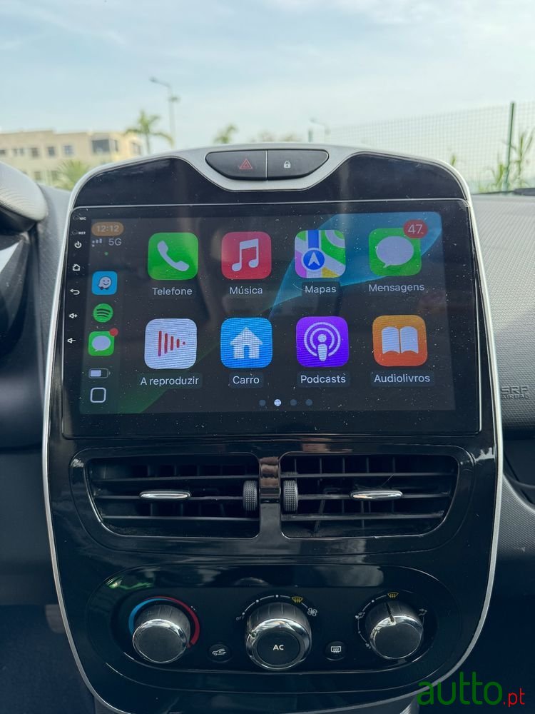 2014' Renault Clio 1.5 Dci Confort photo #3