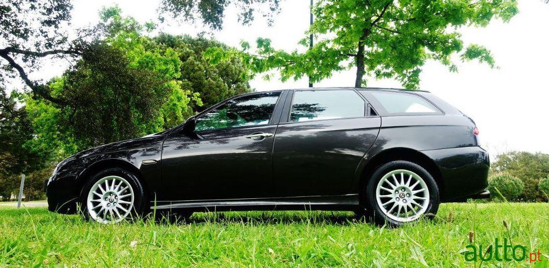 2005' Alfa Romeo 156 Sportwagon photo #2