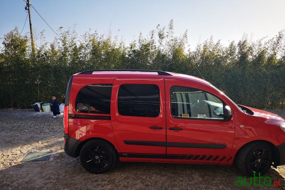 2014' Mercedes-Benz Citan photo #5