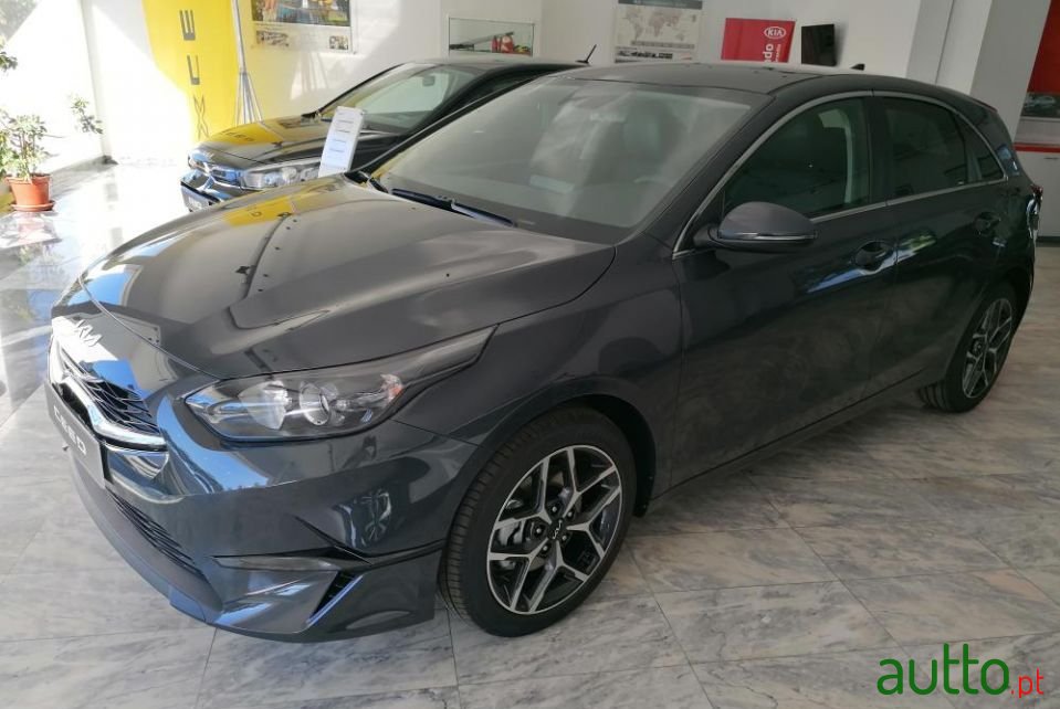 2021' Kia Ceed photo #3