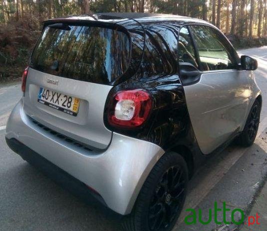 2019' Smart Fortwo Nacional photo #3