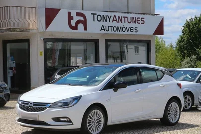 2016' Opel Astra