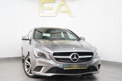 2015' Mercedes-Benz Classe Cla