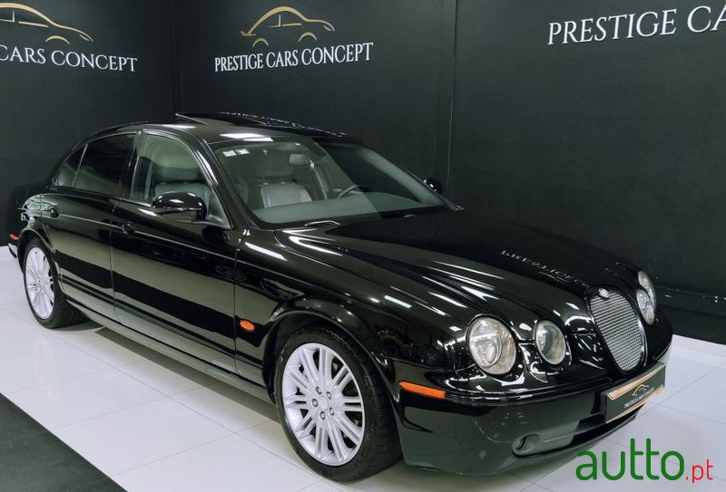 2004' Jaguar S-TYPE photo #1