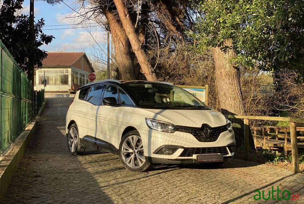2018' Renault Grand Scenic photo #1