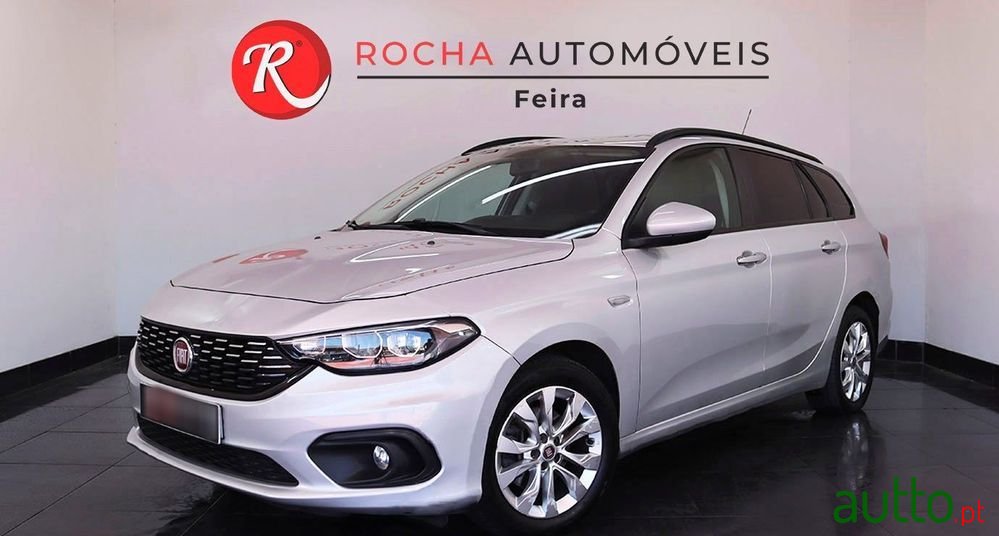 2018' Fiat Tipo Station Wagon photo #1