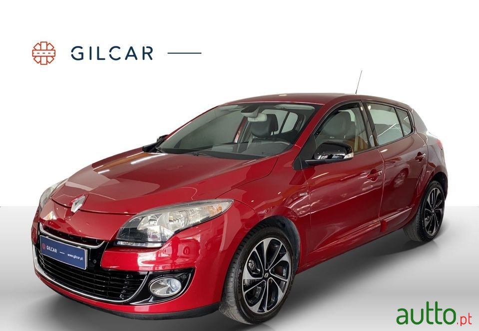 2013' Renault Megane photo #1