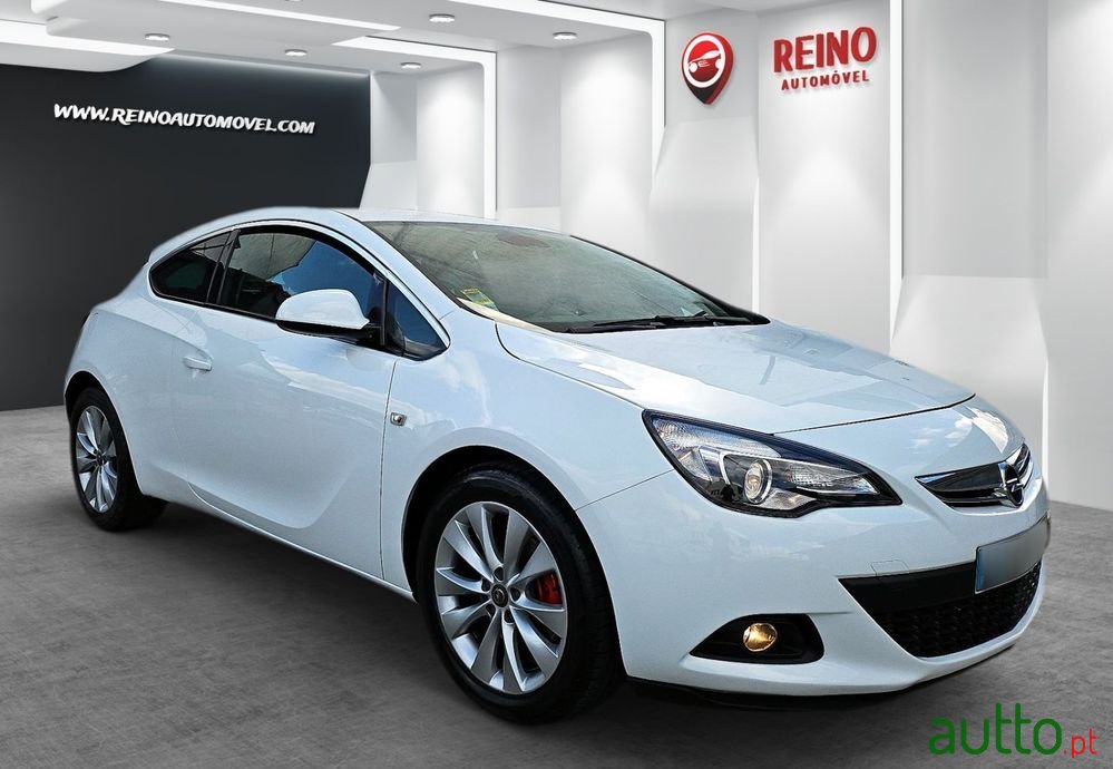 2012' Opel Astra Gtc 1.4 T S/S photo #3