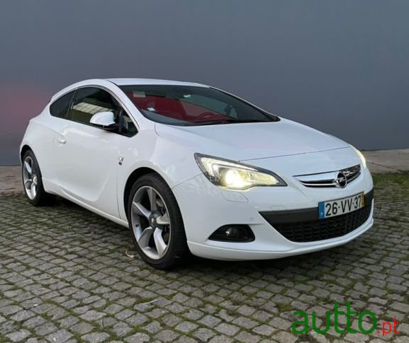 2015' Opel Astra Gtc Opc photo #4