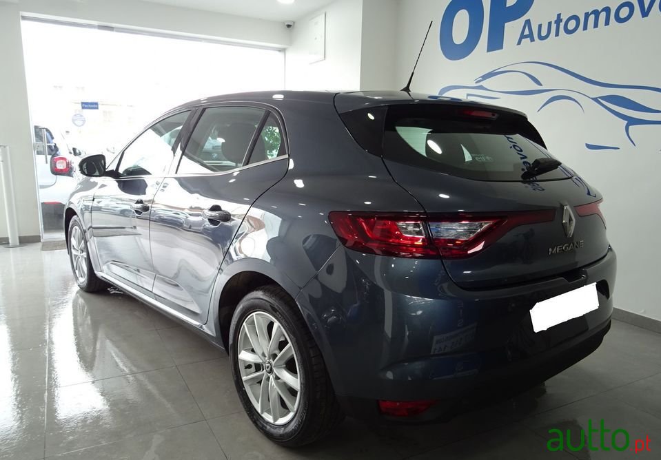 2019' Renault Megane photo #3