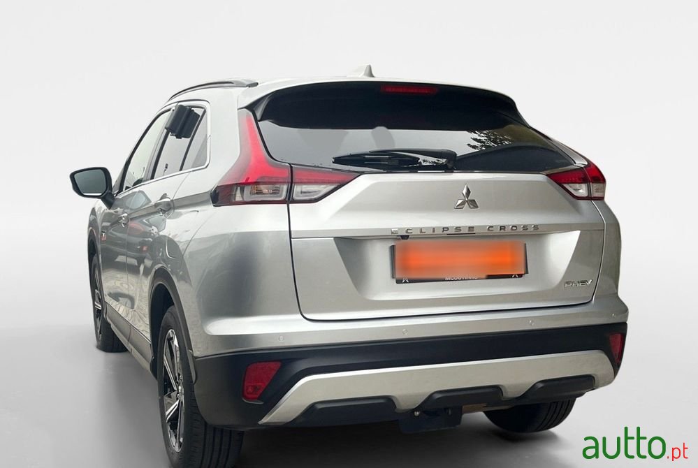 2022' Mitsubishi Eclipse Cross 2.4 Phev Estyle photo #3