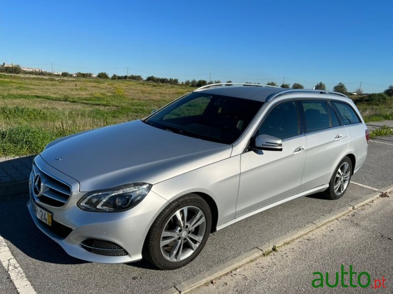 2013' Mercedes-Benz E-220 photo #1