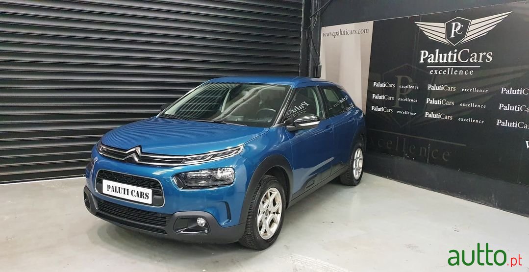 2018' Citroen C4 Cactus photo #1