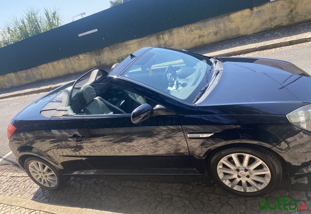 2005' Opel Tigra Twintop 1.4 photo #5