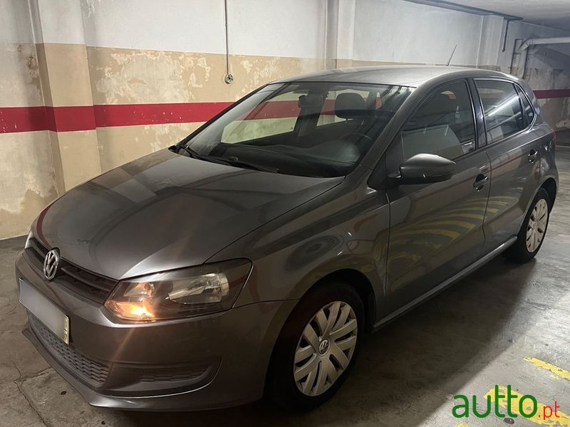 2011' Volkswagen Polo 1.2 Confortline photo #3