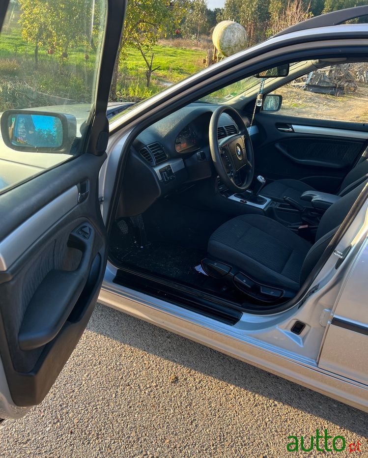 2000' BMW 320 D Touring photo #4