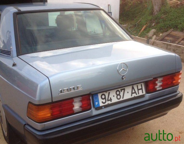 1992' Mercedes-Benz 190 photo #1