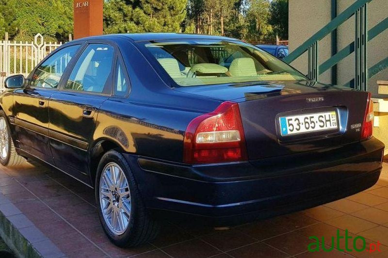 2001' Volvo S80 2.8 T6 photo #2