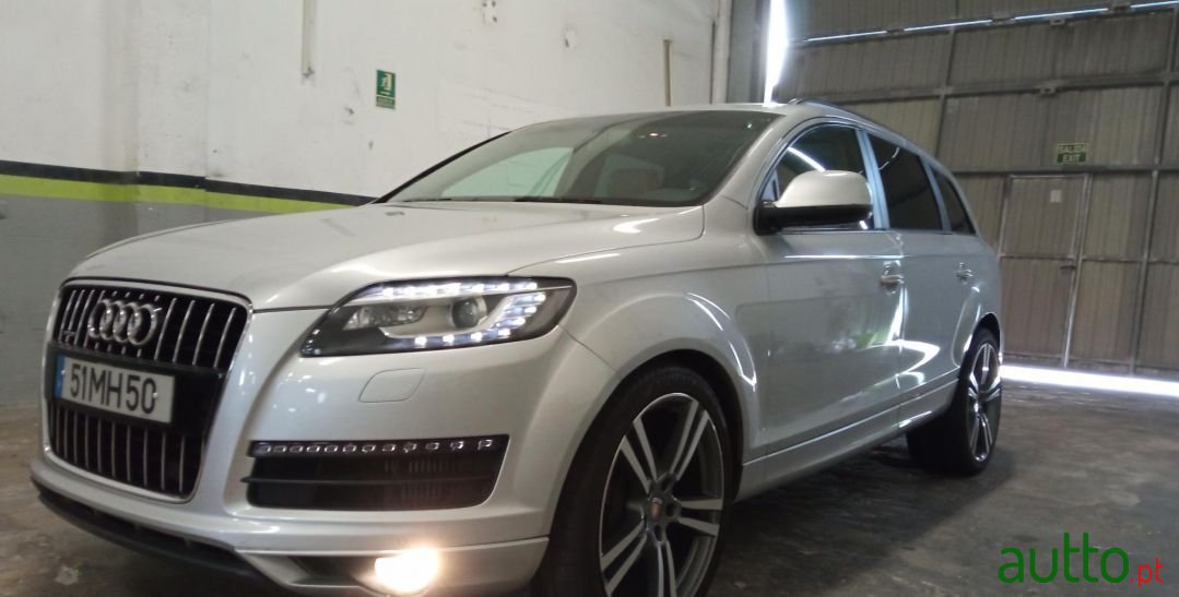 2011' Audi Q7 photo #3