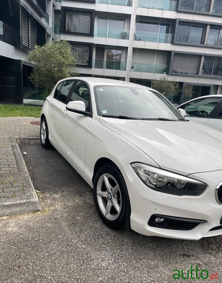 2015' BMW 116 I Advantage photo #1