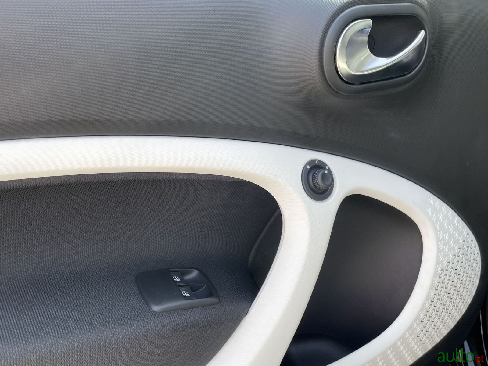 2015' Smart Fortwo photo #5