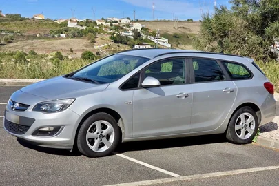 2012' Opel Astra Sports Tourer