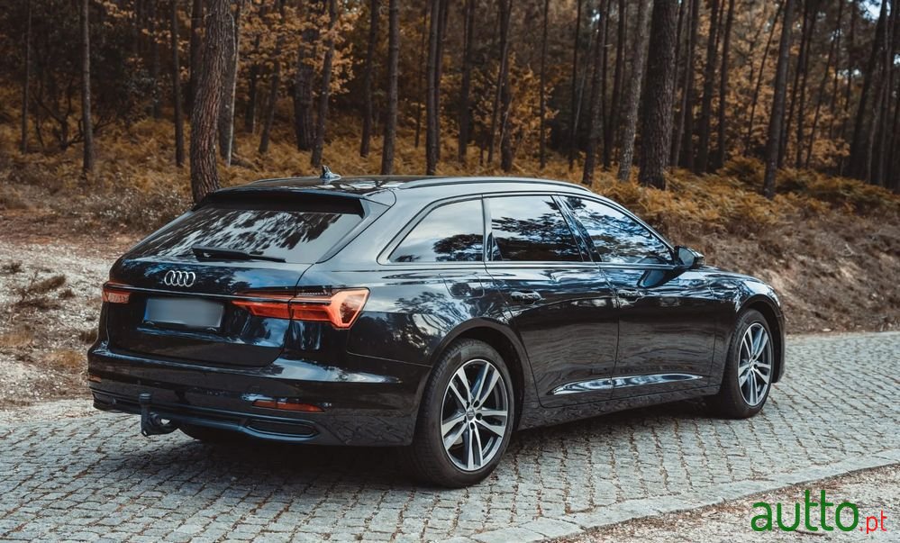 2020' Audi A6 Avant photo #6