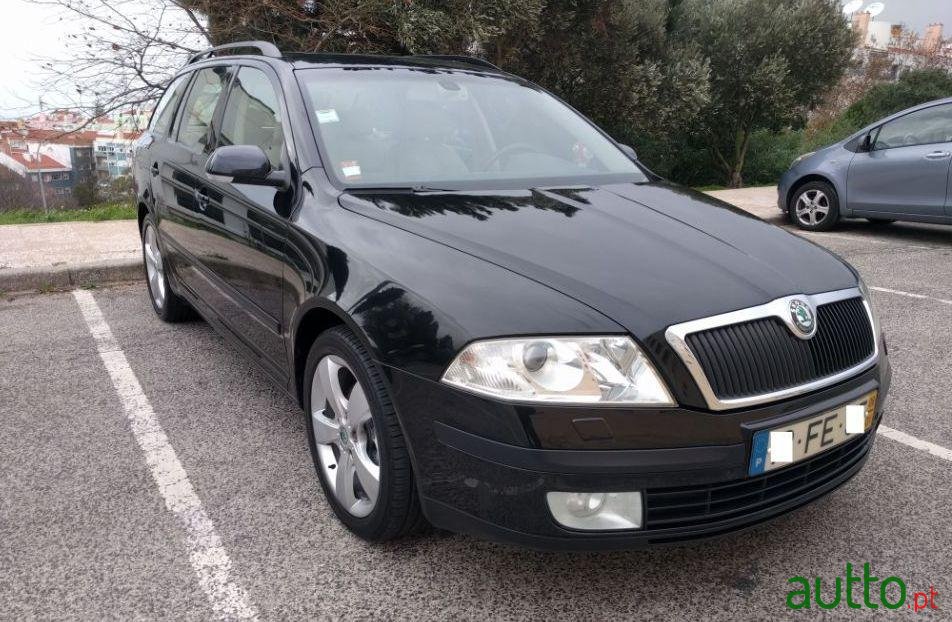 2008' Skoda Octavia Break photo #4