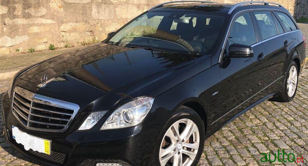 2010' Mercedes-Benz E-350 Avantgarde photo #4