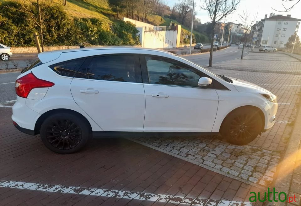 2013' Ford Focus photo #5