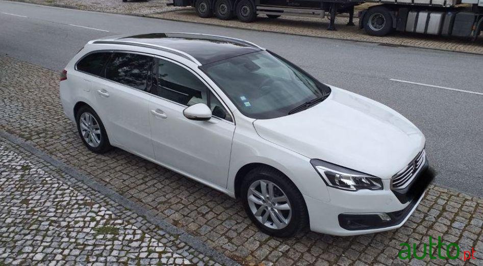2015' Peugeot 508 Sw photo #3