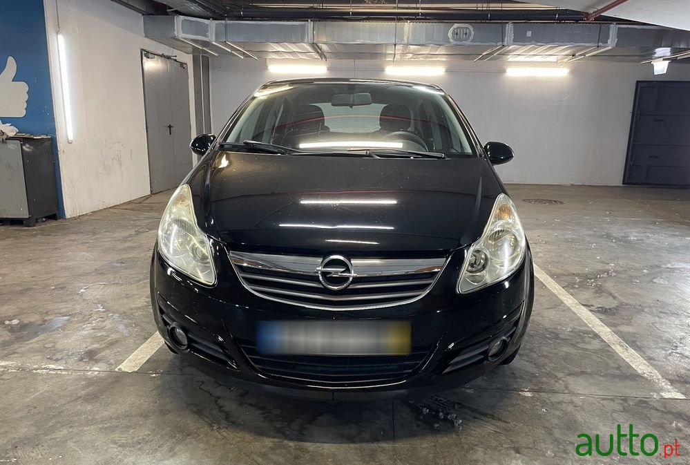 2011' Opel Corsa photo #2