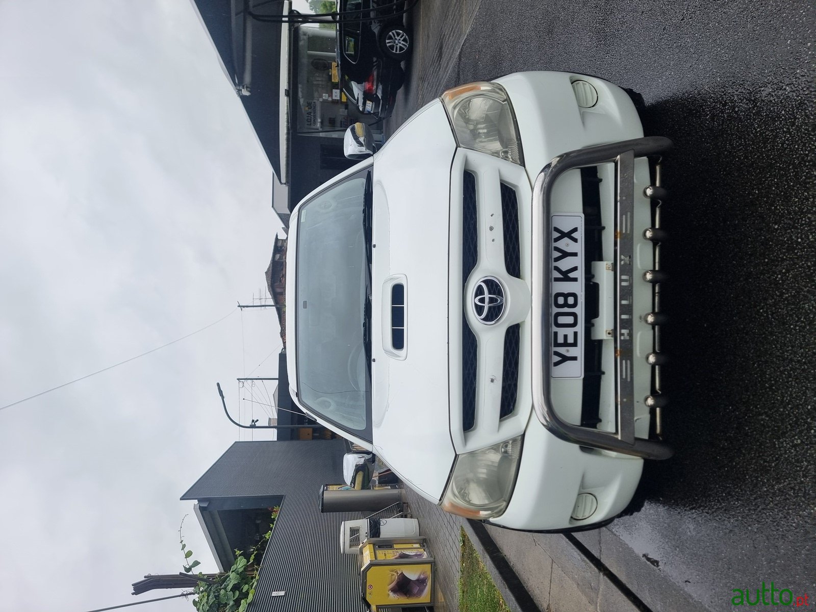 2008' Toyota Hilux photo #2