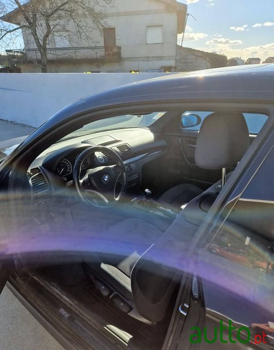 2008' BMW 118 photo #2