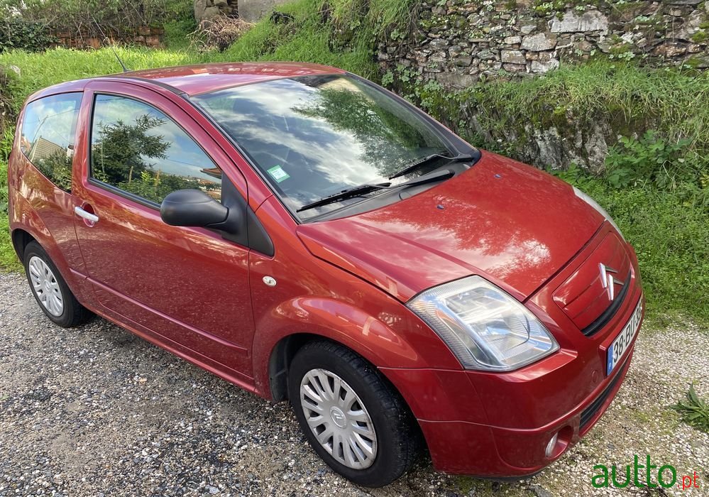 2006' Citroen C2 1.1 photo #3